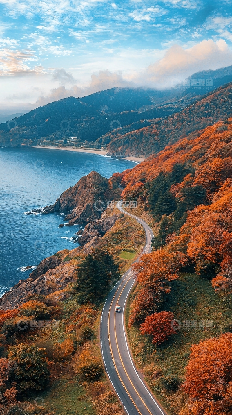 高清大图下载【趣麦麦图】蜿蜒海岸公路秋色