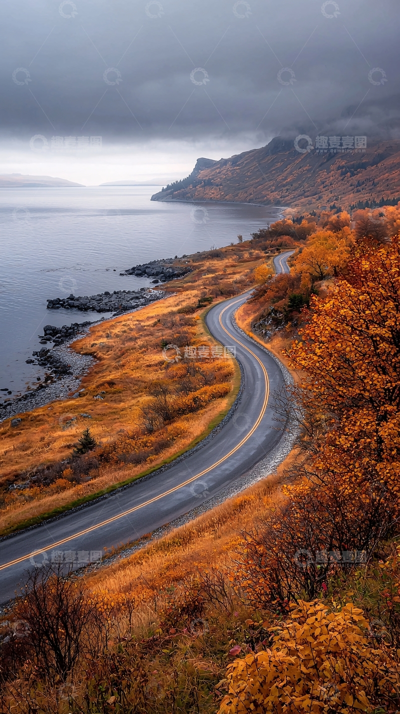 高清大图下载【趣麦麦图】蜿蜒公路秋景海岸线