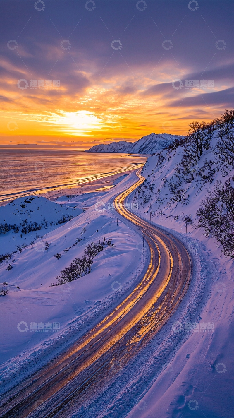 高清大图下载【趣麦麦图】雪山海岸线日落公路