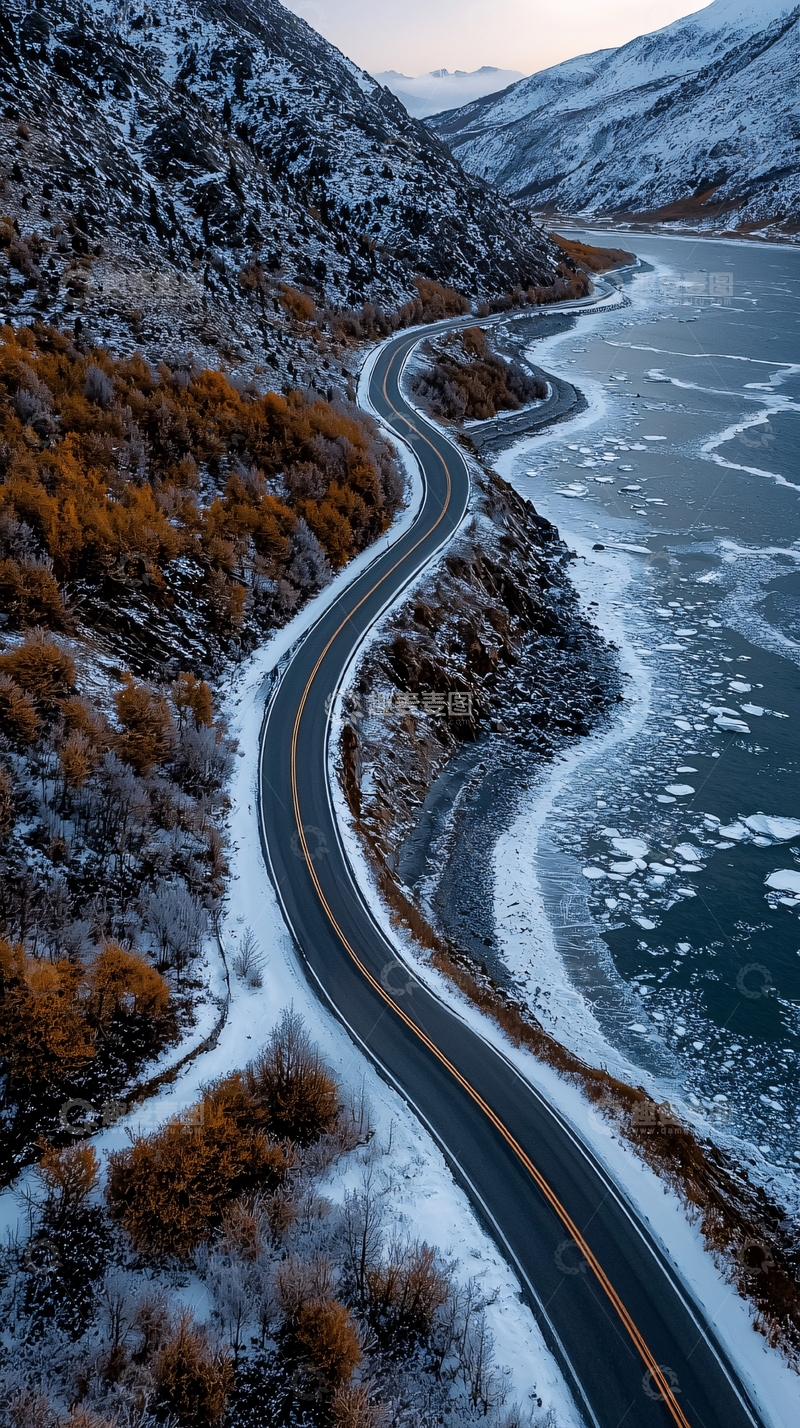 高清大图下载【趣麦麦图】蜿蜒山路雪景