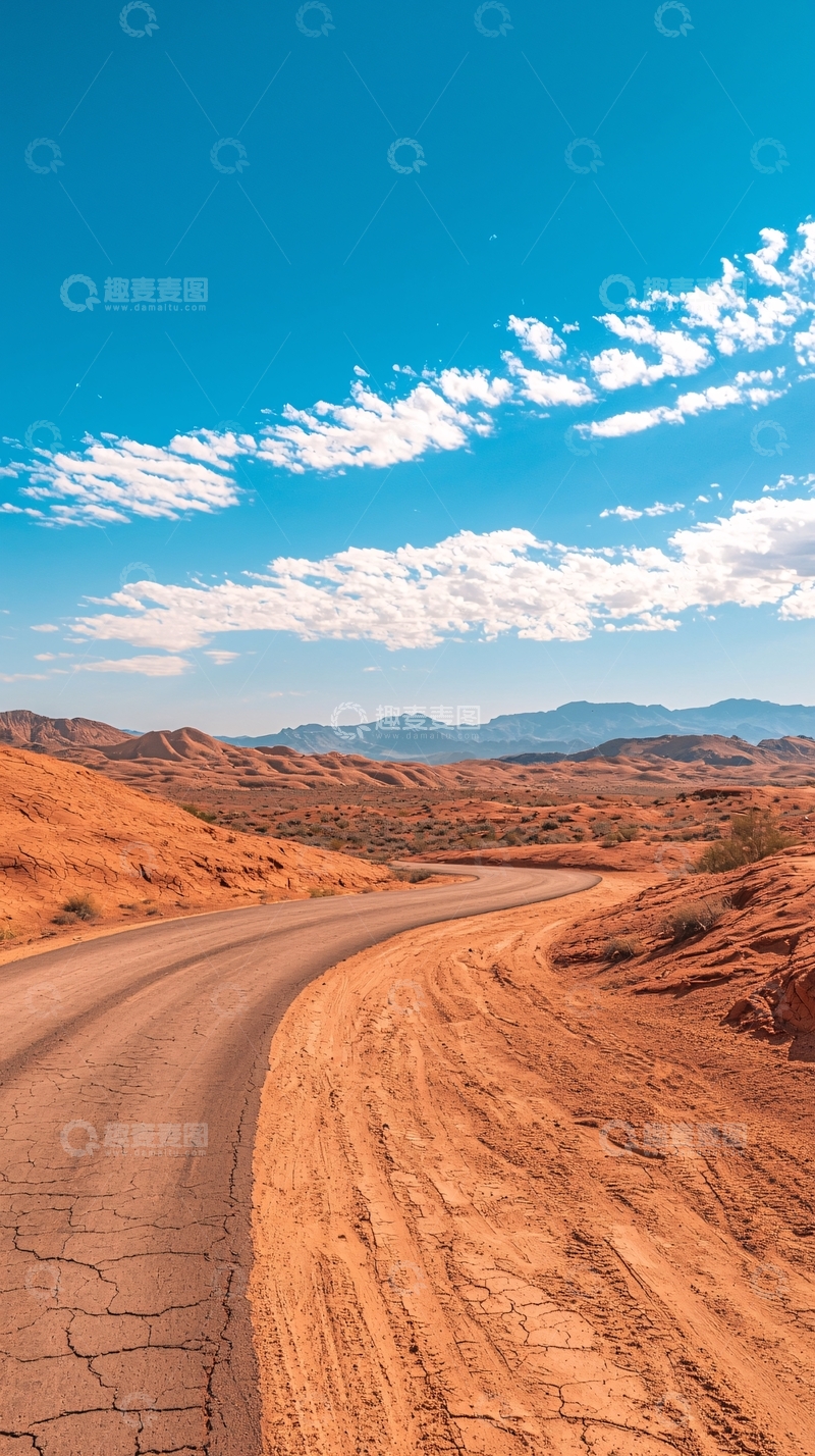 高清大图下载【趣麦麦图】沙漠中的蜿蜒公路