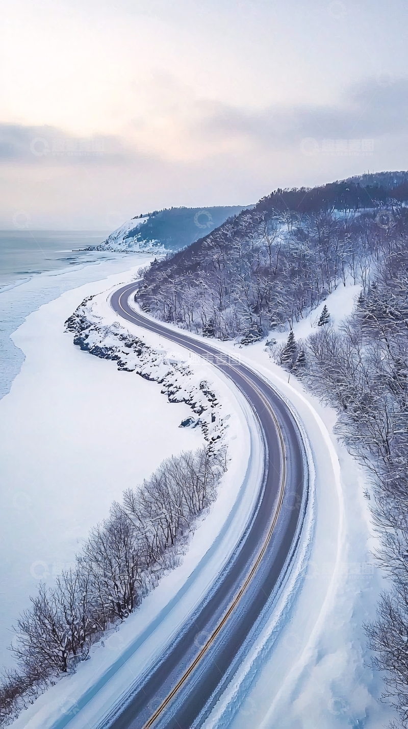 高清大图下载【趣麦麦图】雪地海岸弯曲公路