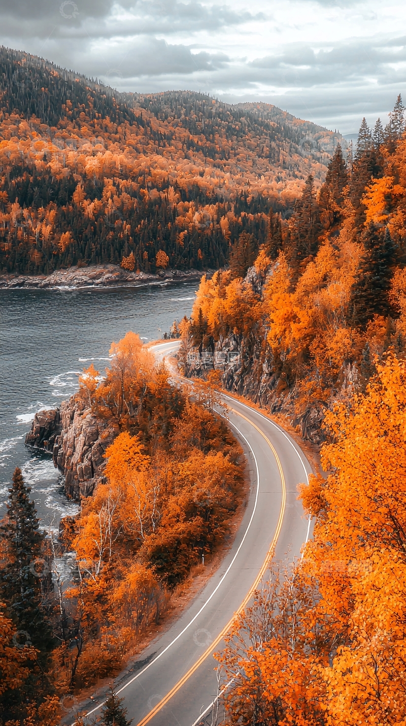 高清大图下载【趣麦麦图】秋季公路蜿蜒山间