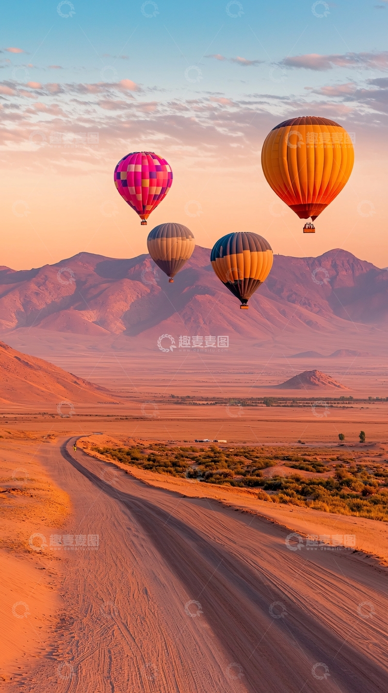 高清大图下载【趣麦麦图】热气球飞过沙漠山丘