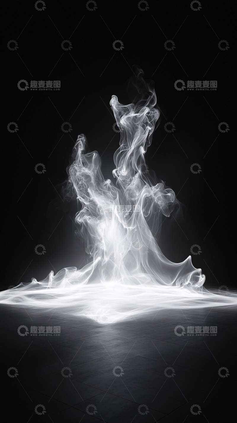 高清大图下载【趣麦麦图】白色烟雾在黑暗背景上