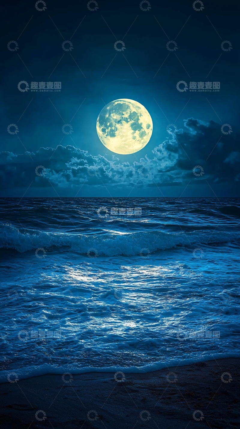 高清大图下载【趣麦麦图】海面明月高清图片