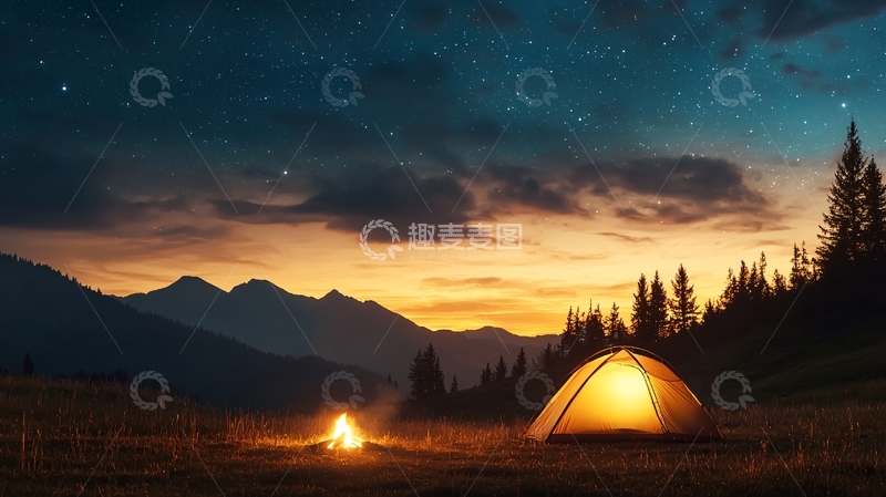高清大图下载【趣麦麦图】夜晚星空下露营的帐篷