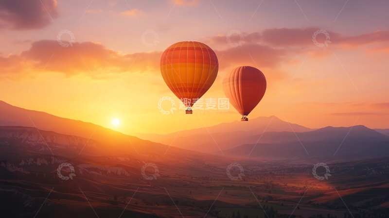 高清大图下载【趣麦麦图】热气球在日落时飞越山脉
