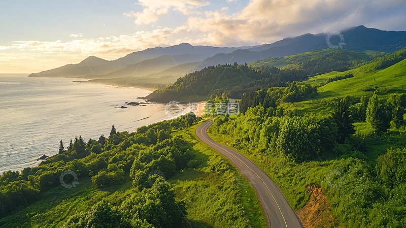 高清大图下载【趣麦麦图】海边绿地公路风景图