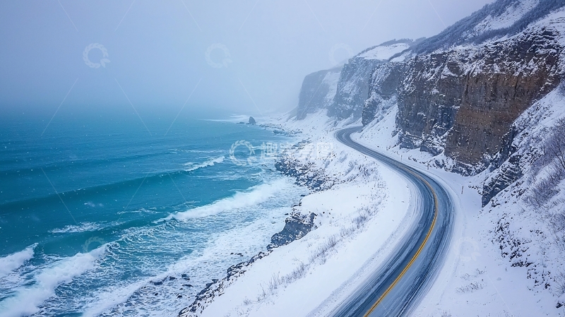 高清大图下载【趣麦麦图】冰雪覆盖的海岸公路