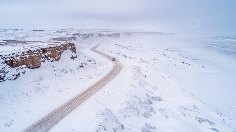 高清大图下载【趣麦麦图】雪地公路蜿蜒