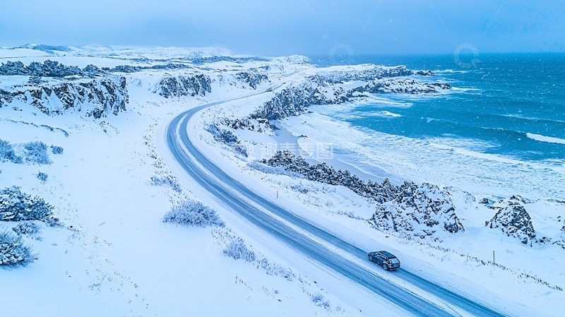 高清大图下载【趣麦麦图】冰雪覆盖的海岸公路