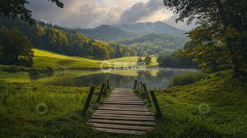 高清大图下载【趣麦麦图】宁静湖边栈桥