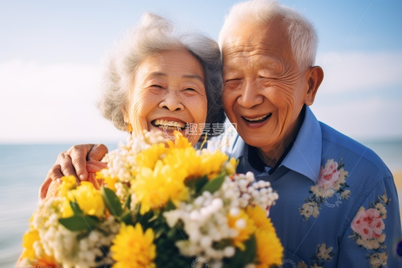 高清大图下载【趣麦麦图】拿着一束鲜花的老年夫妻