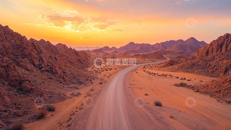 高清大图下载【趣麦麦图】日落时分的沙漠公路