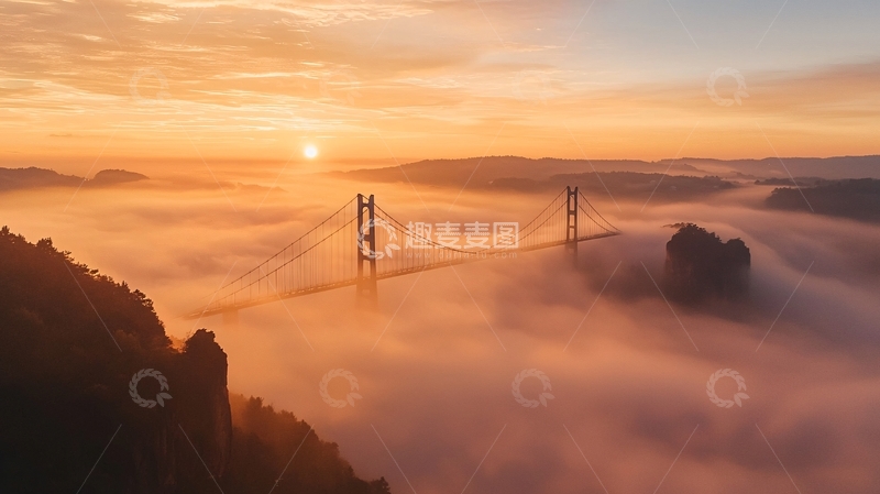 高清大图下载【趣麦麦图】雾气笼罩下的桥梁日出