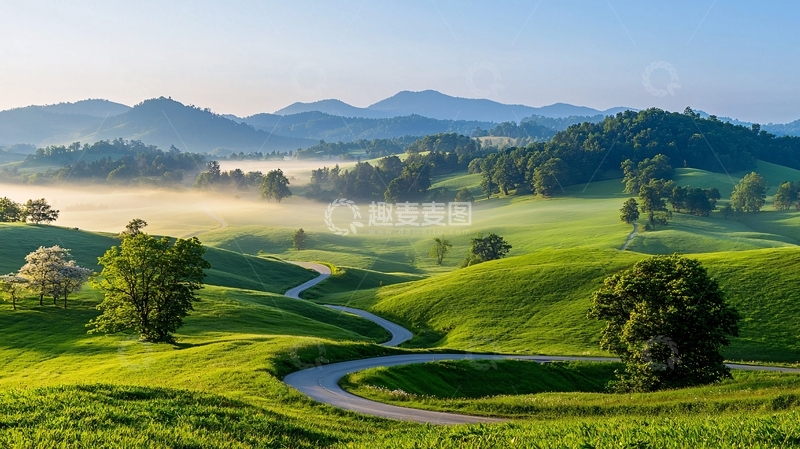 高清大图下载【趣麦麦图】绿色山丘间的蜿蜒小路