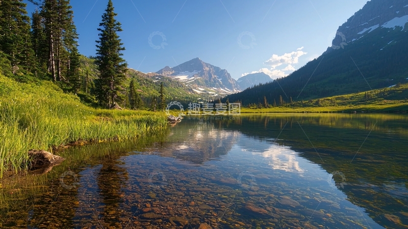 高清大图下载【趣麦麦图】湖面倒影雪山绿树的宁静美景