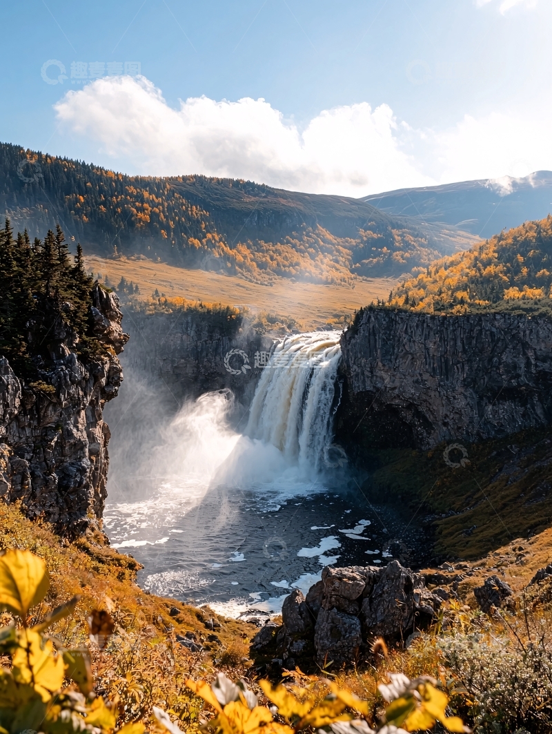 高清大图下载【趣麦麦图】壮观的瀑布山景