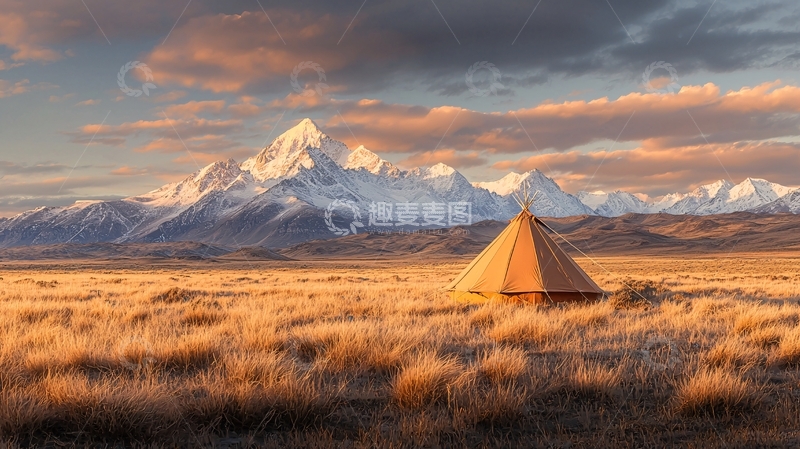 高清大图下载【趣麦麦图】雪山下的帐篷