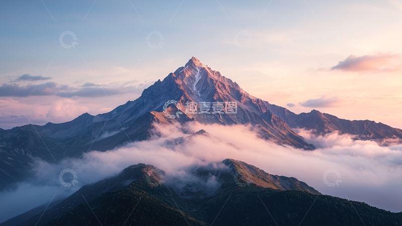 高清大图下载【趣麦麦图】云海环绕的雪山美景