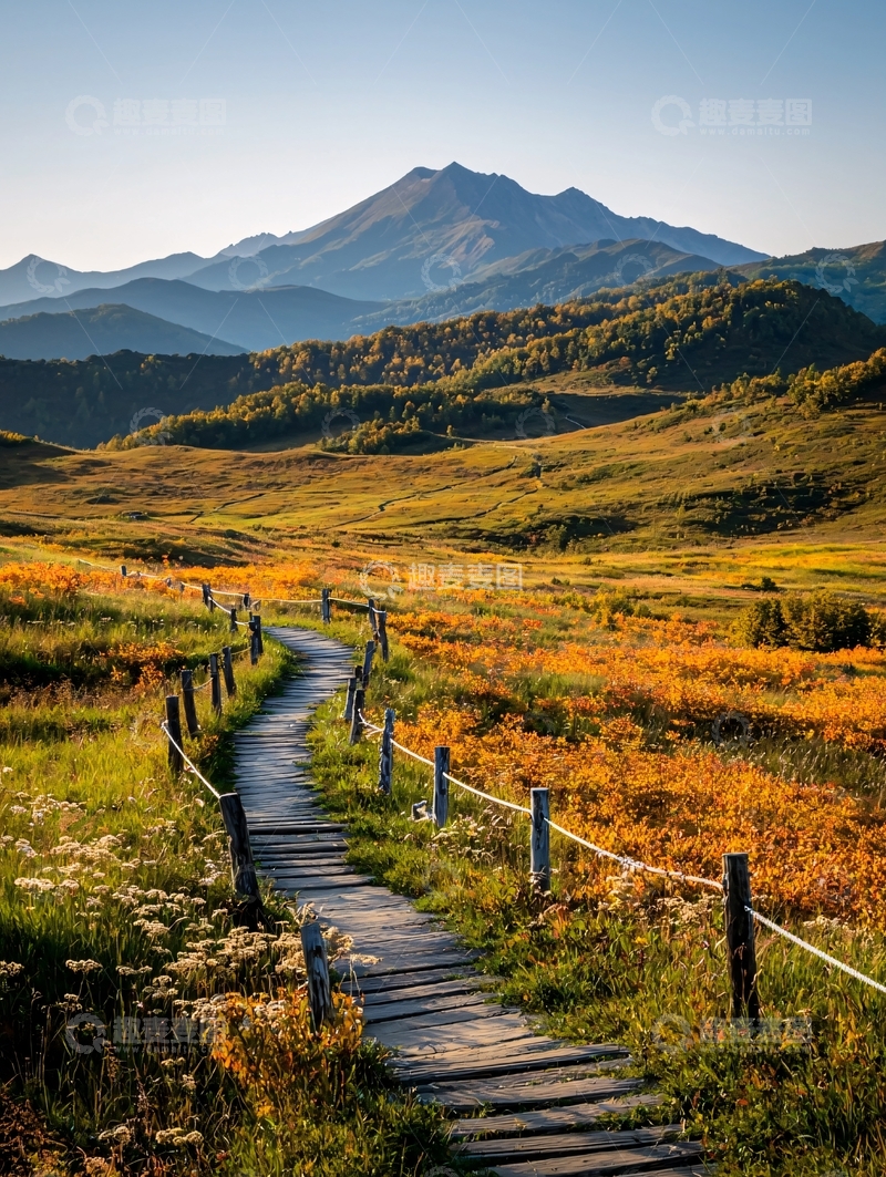 高清大图下载【趣麦麦图】山间小路通向远方的高山