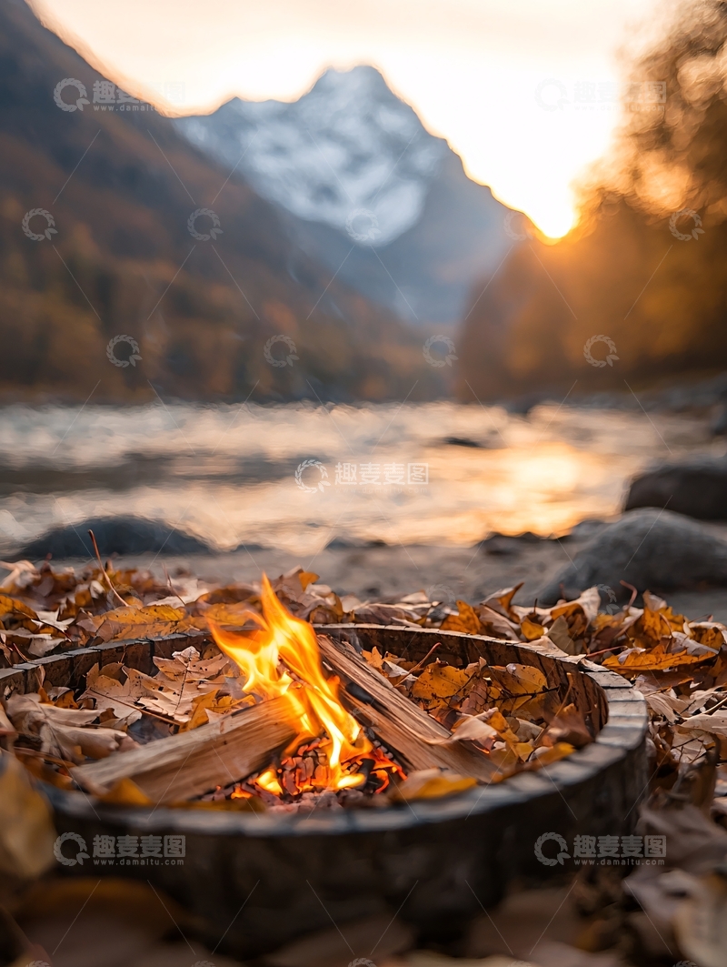 高清大图下载【趣麦麦图】篝火晚会高清图片
