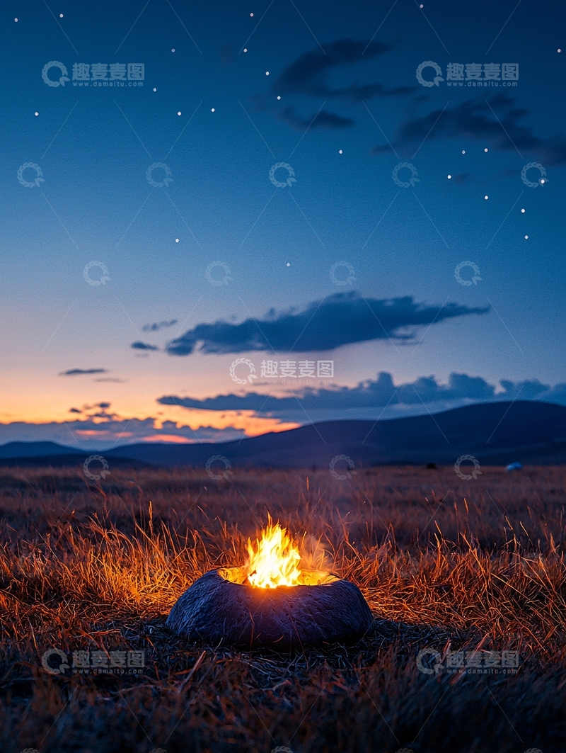 高清大图下载【趣麦麦图】旷野中篝火点亮夜空