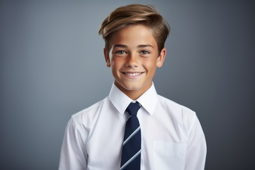 穿着制服的中学生