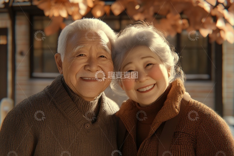 高清大图下载【趣麦麦图】拍照的老年夫妻
