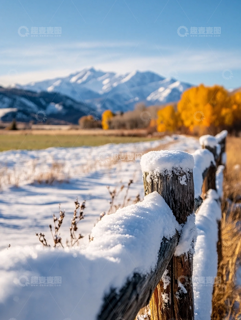 高清大图下载【趣麦麦图】雪山下的田园风光