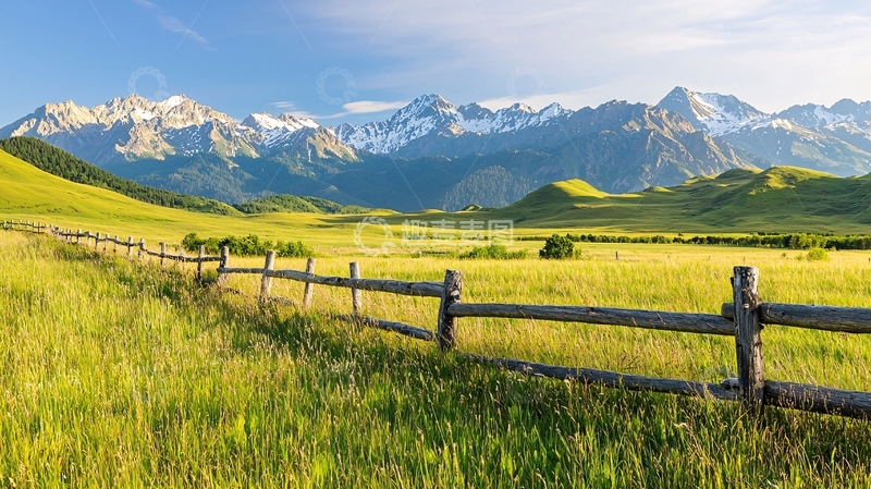 高清大图下载【趣麦麦图】广阔草原远山雪峰
