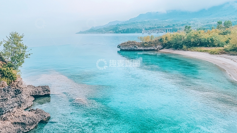 高清大图下载【趣麦麦图】清澈碧蓝的海湾景色