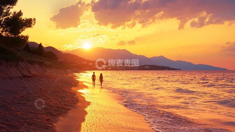 高清大图下载【趣麦麦图】夕阳海滩情侣漫步