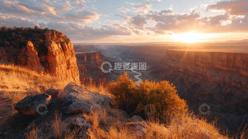 高清大图下载【趣麦麦图】夕阳下的峡谷美景