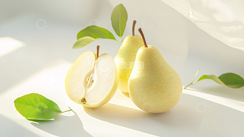 高清大图下载【趣麦麦图】阳光下的新鲜梨