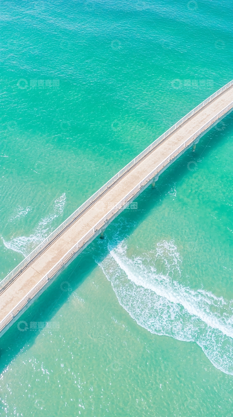 高清大图下载【趣麦麦图】碧海长桥高清图片
