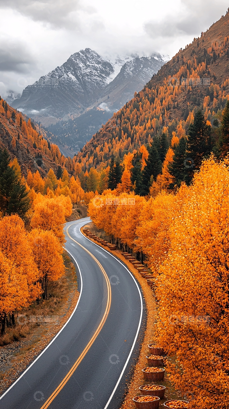 高清大图下载【趣麦麦图】秋日山间蜿蜒公路