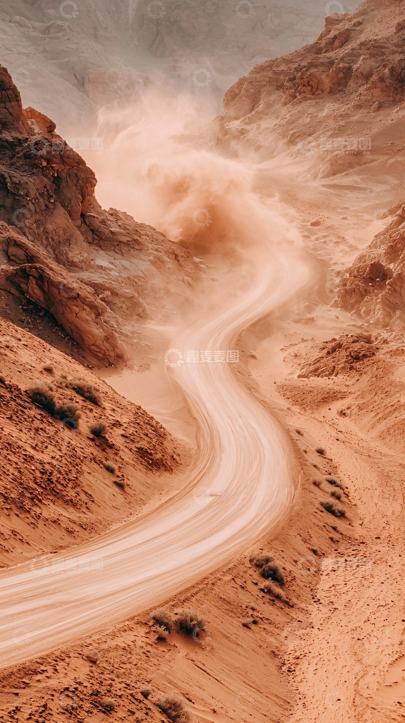 高清大图下载【趣麦麦图】沙漠中的蜿蜒道路