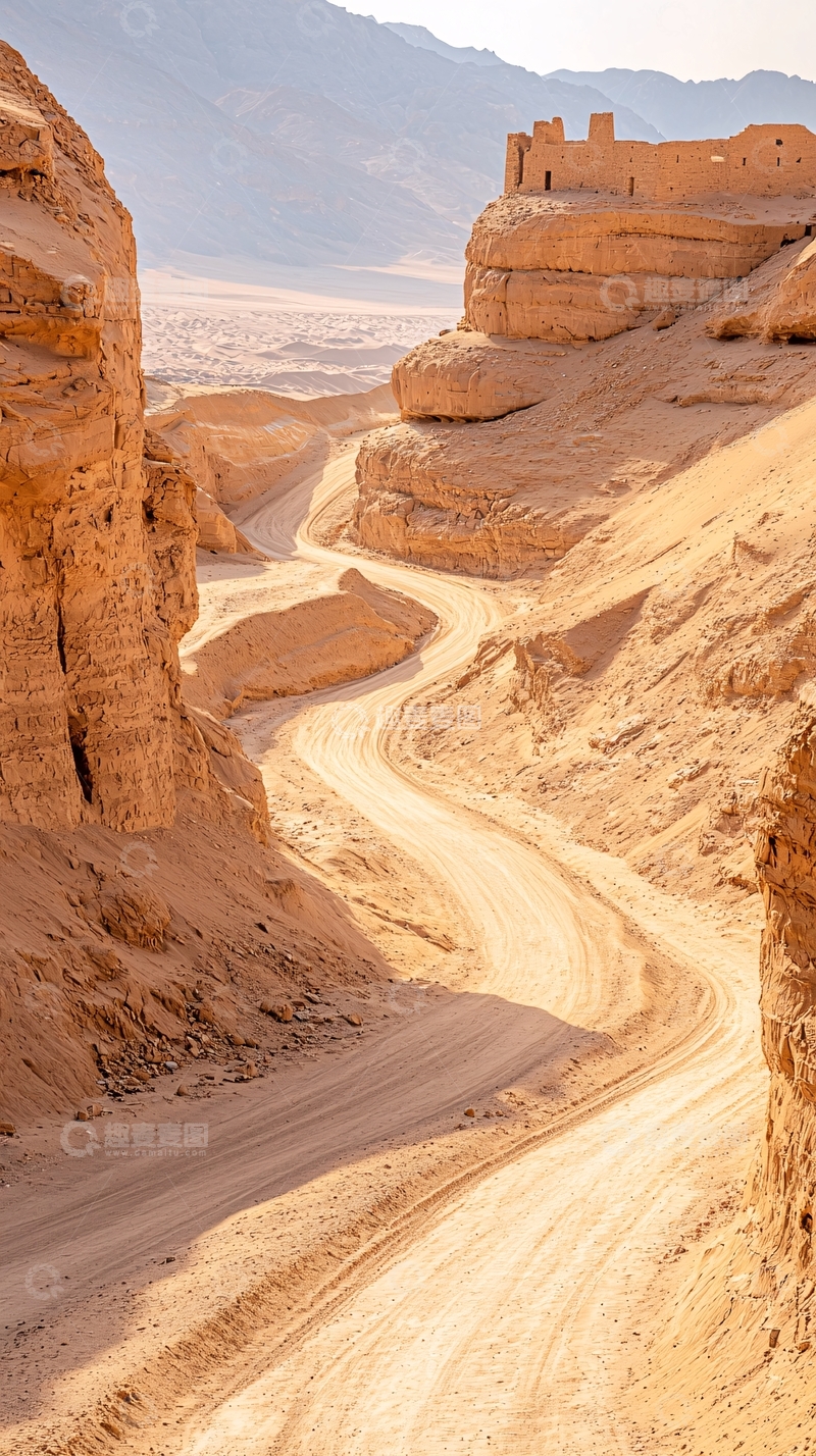 高清大图下载【趣麦麦图】沙漠中的蜿蜒小路