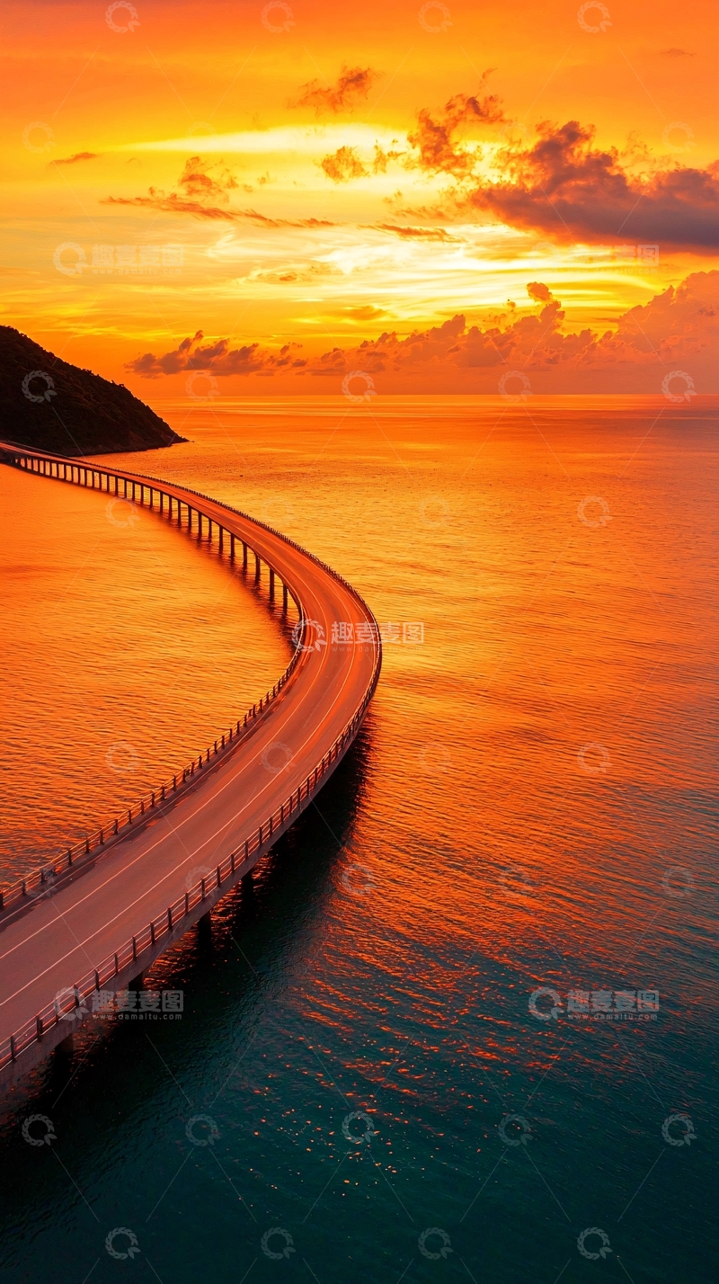 高清大图下载【趣麦麦图】夕阳下的海上公路