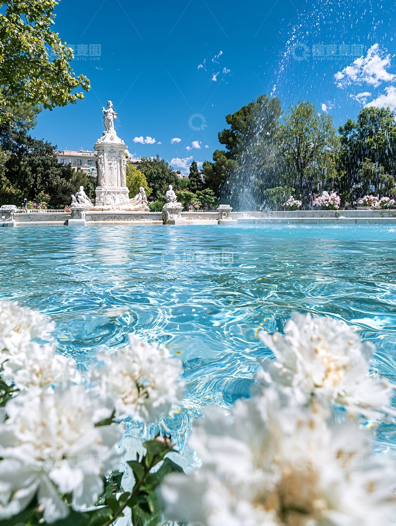 高清大图下载【趣麦麦图】宁静的白色雕像喷泉