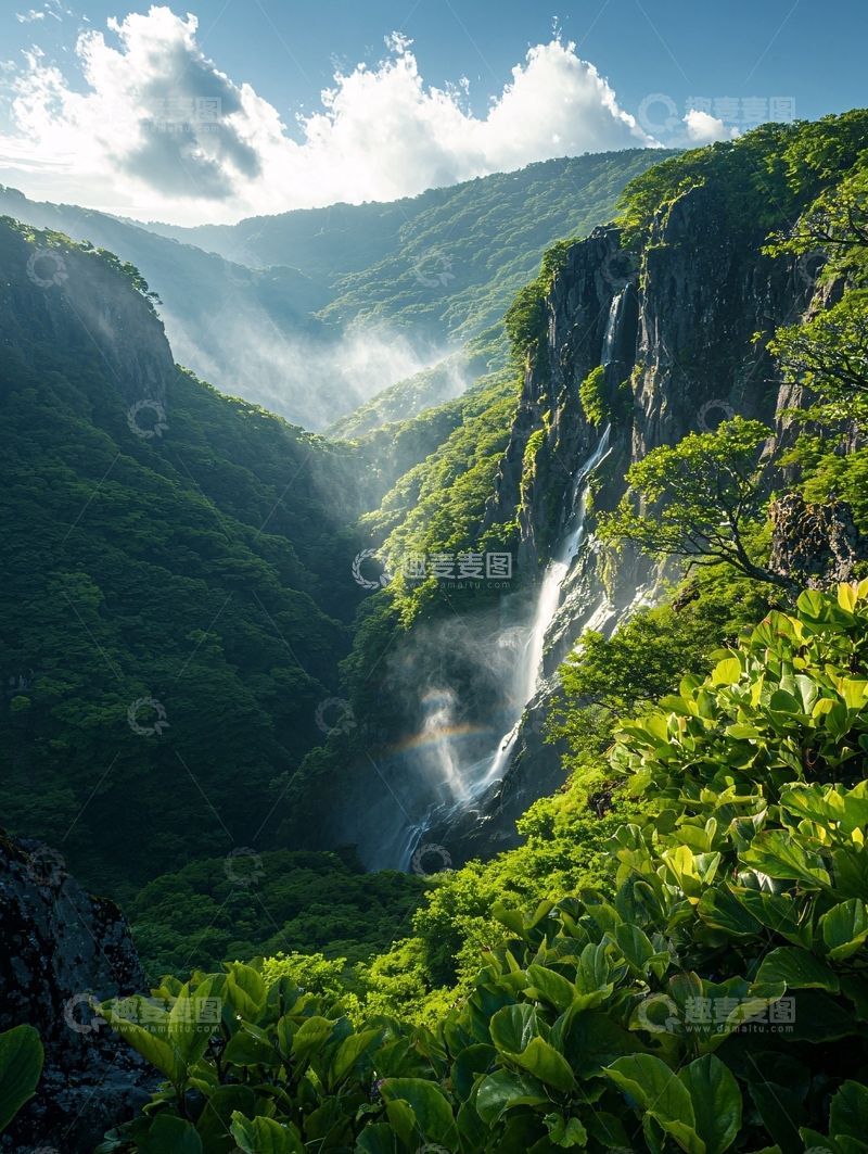 高清大图下载【趣麦麦图】壮丽山谷中的瀑布