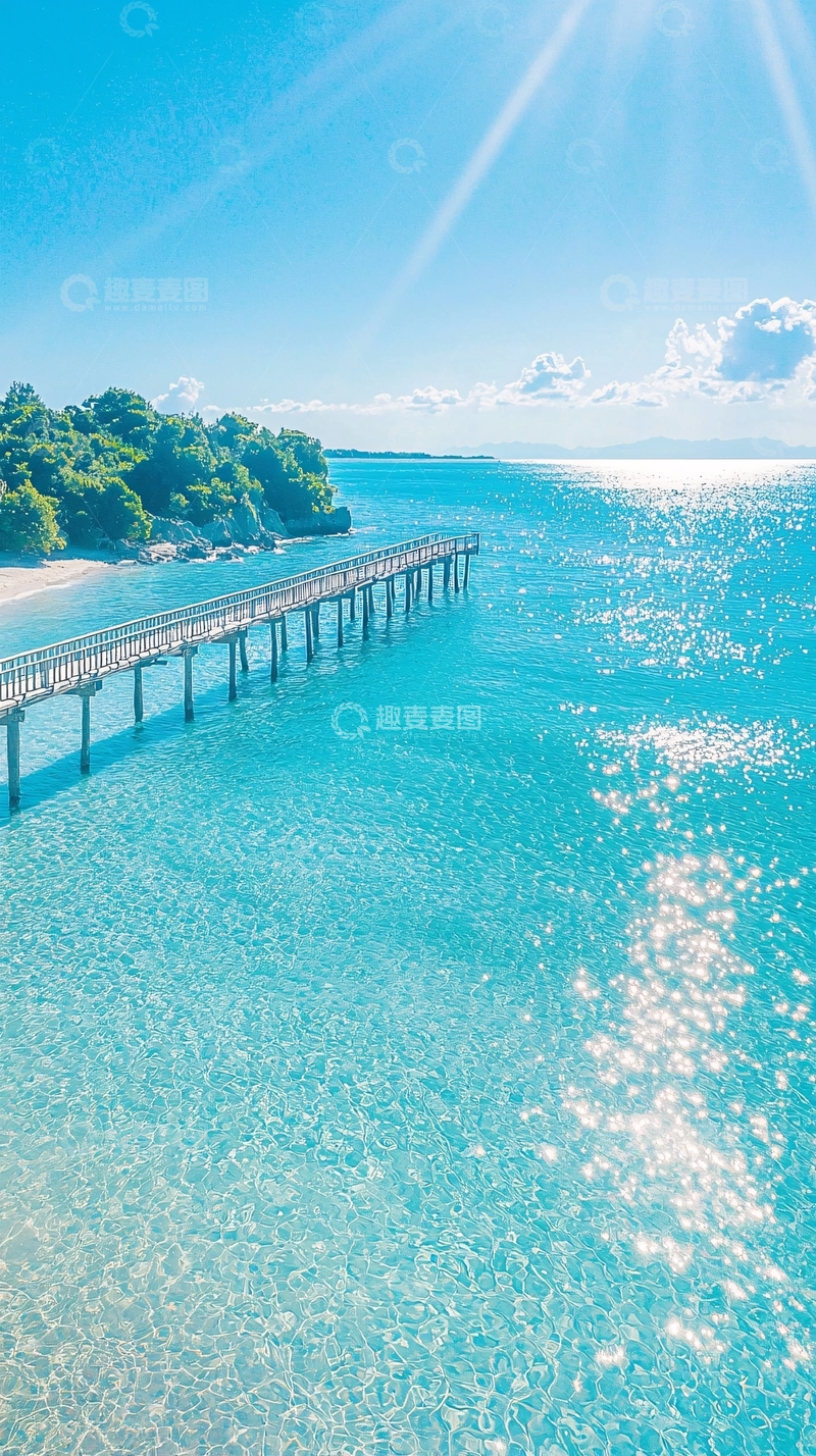 高清大图下载【趣麦麦图】清澈海滩上的木桥