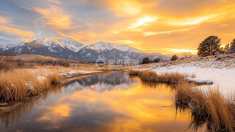 高清大图下载【趣麦麦图】雪山倒影下的宁静河流