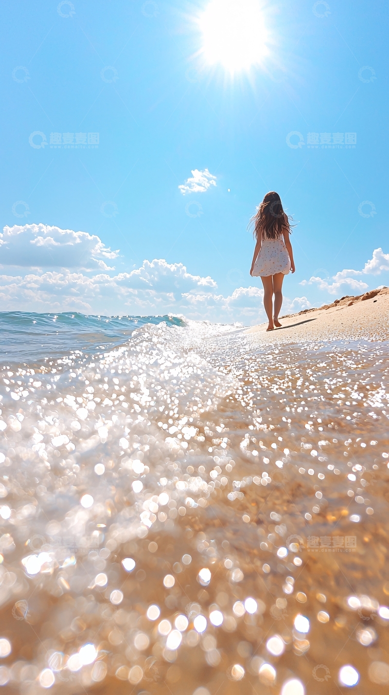 高清大图下载【趣麦麦图】阳光沙滩上的女孩