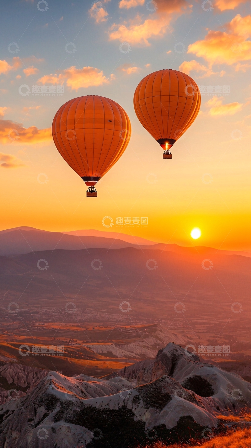 高清大图下载【趣麦麦图】日落热气球飞行风景