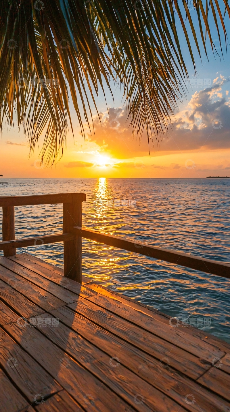 高清大图下载【趣麦麦图】日落海滩木栈道