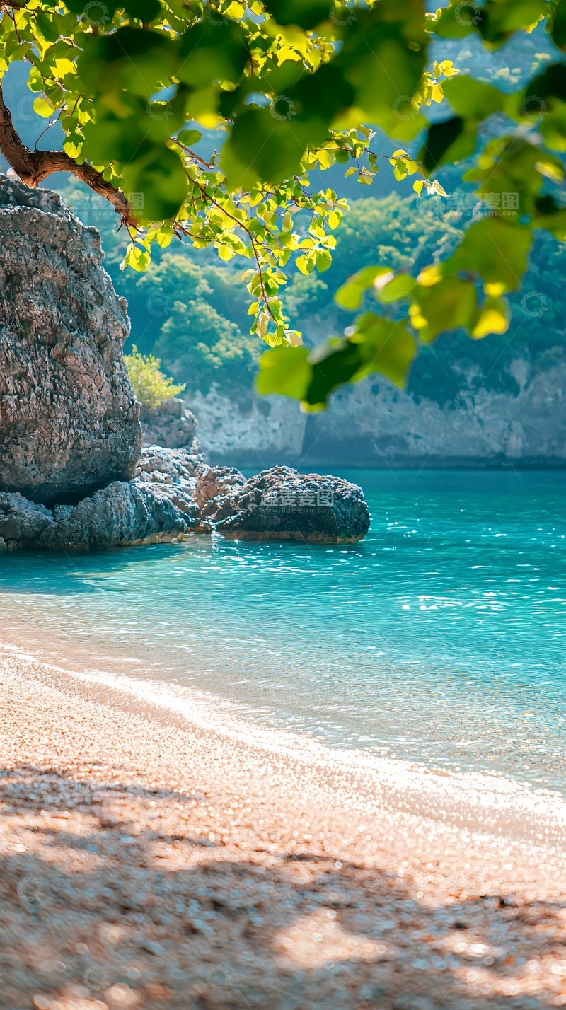 高清大图下载【趣麦麦图】阳光海滩与清澈海水