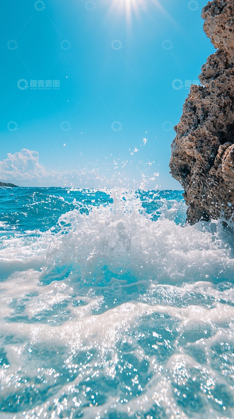 高清大图下载【趣麦麦图】海浪拍打岩石的瞬间